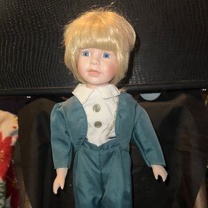 Source Unknown Blonde Doll in Teal Suit